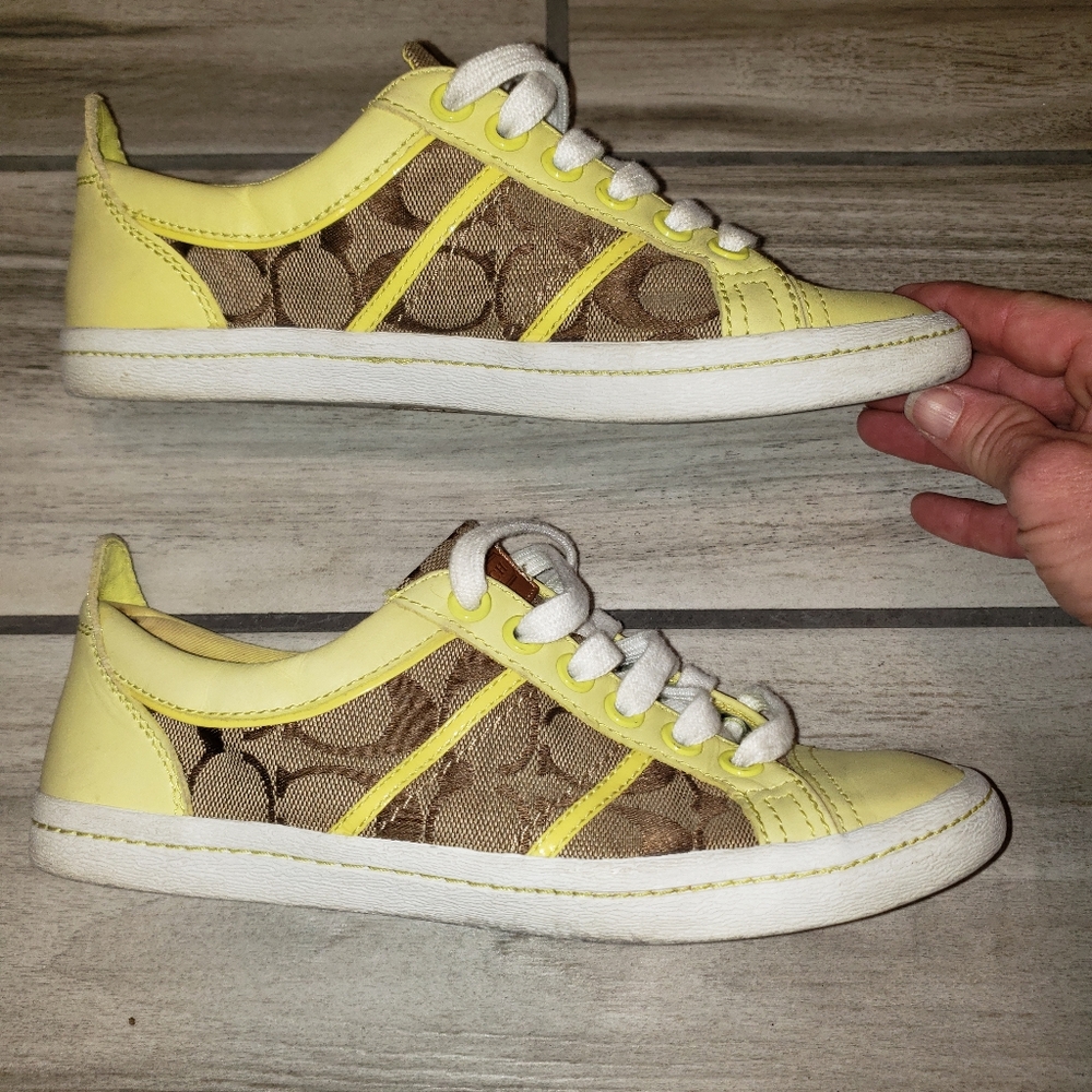 Coach lime green tennis shoes - Picture 1 of 7